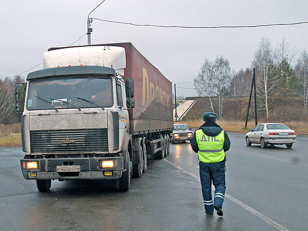 В Чебоксарах недобропорядочные перевозчики будут спонсировать ремонт дорог