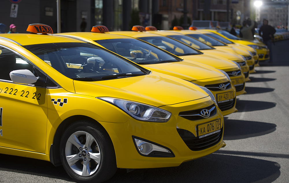 Названы самые популярные марки авто, приобретаемые службами такси